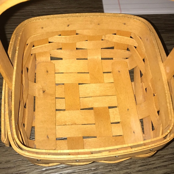 2001 Longaberger Desk Basket - Picture 2 of 5